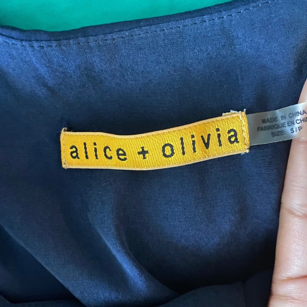 Alice & Olivia sz S 100% Silk spaghetti strap scoop neck asymmetrical shift mini - Picture 9 of 11